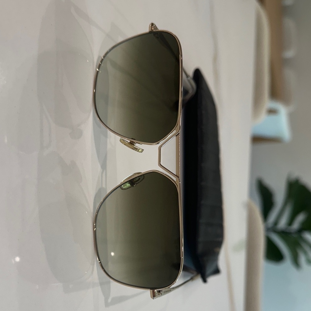 Victoria Beckham Gold Frame Sunglasses